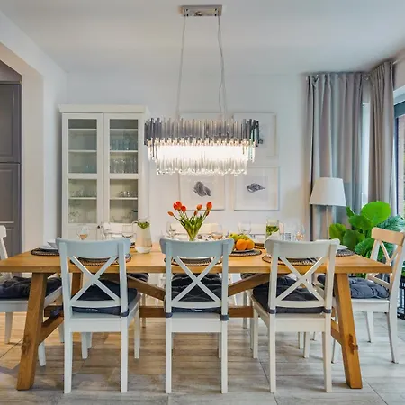 Lägenhet Sloneczna Lukecin, Sun & Snow